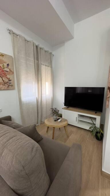 Rockside Residences Suites La Linea La Línea de la Concepción Eksteriør billede